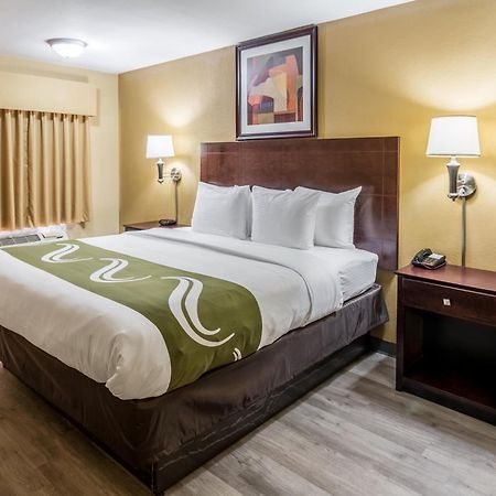 קורסיקנה Quality Inn מראה חיצוני תמונה